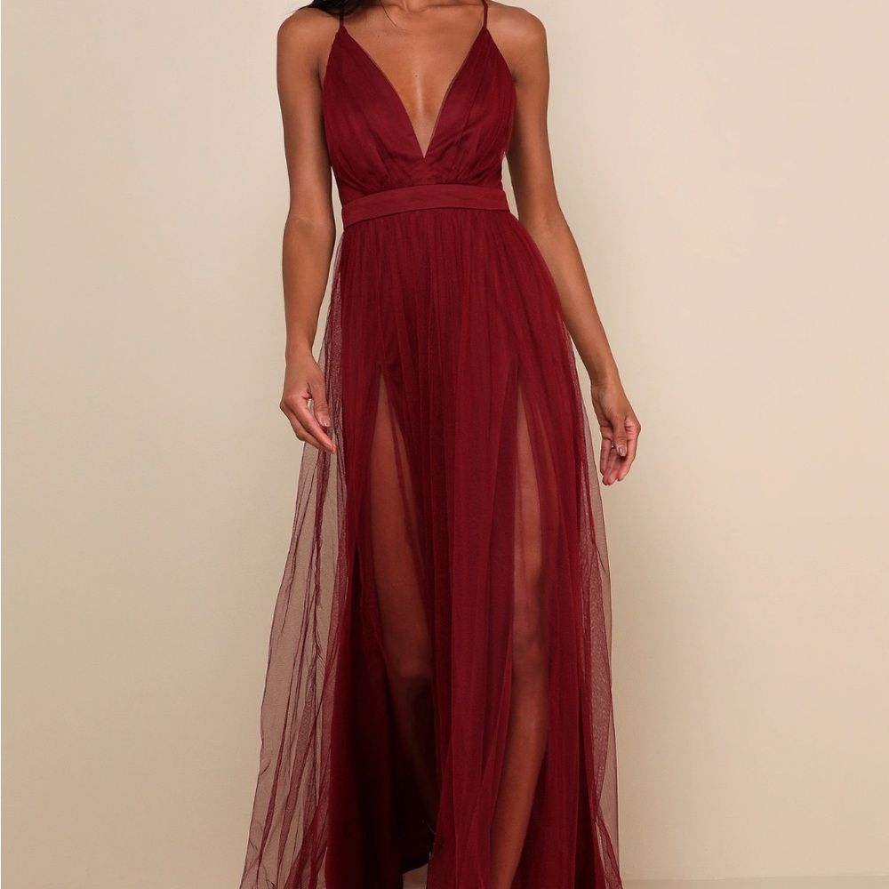 Rare Beauty Burgundy Tulle Backless Maxi Dress